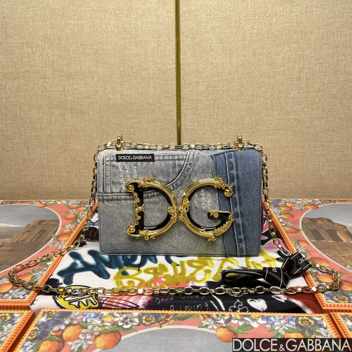 Bagsaaa DG Girls bag in patchwork denim and plain calfskin - 21cm