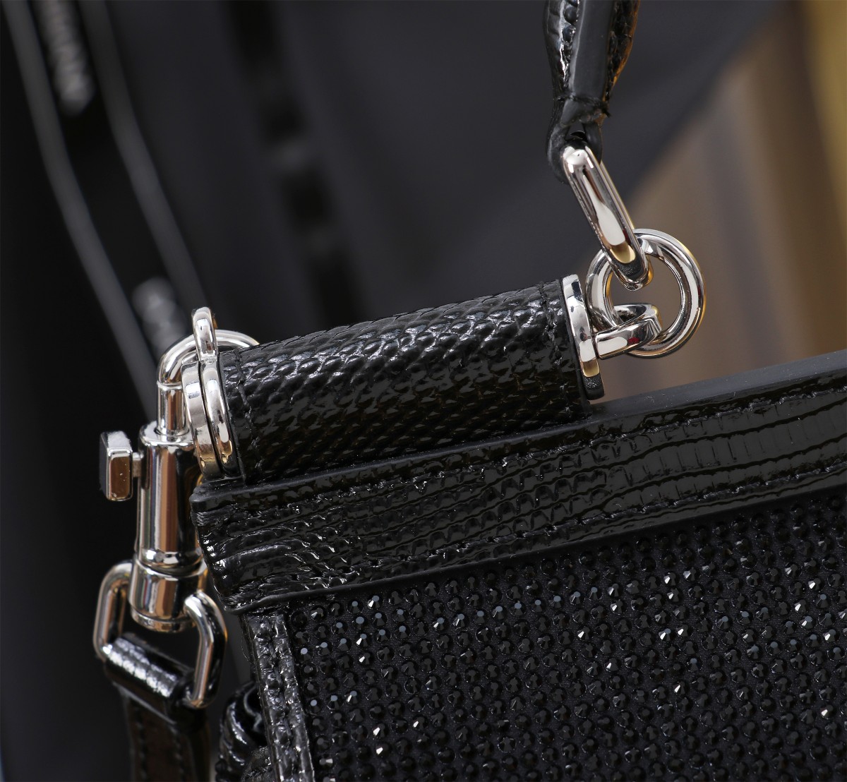 Bagsaaa Dolce & Gabbana Crystal Sicily Top Handle Bag Black - 20cm