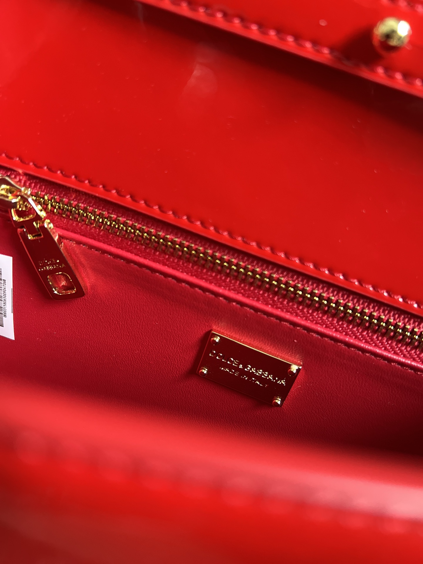 Bagsaaa Dolce & Gabbana Patent Leather DG Logo Crossbody Bag Red - 20cm