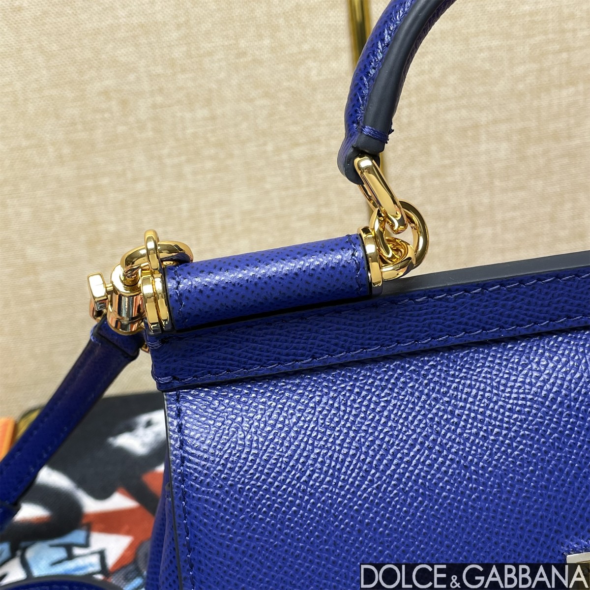 Bagsaaa Dolce & Gabbana Small Sicily handbag blue - 19cm