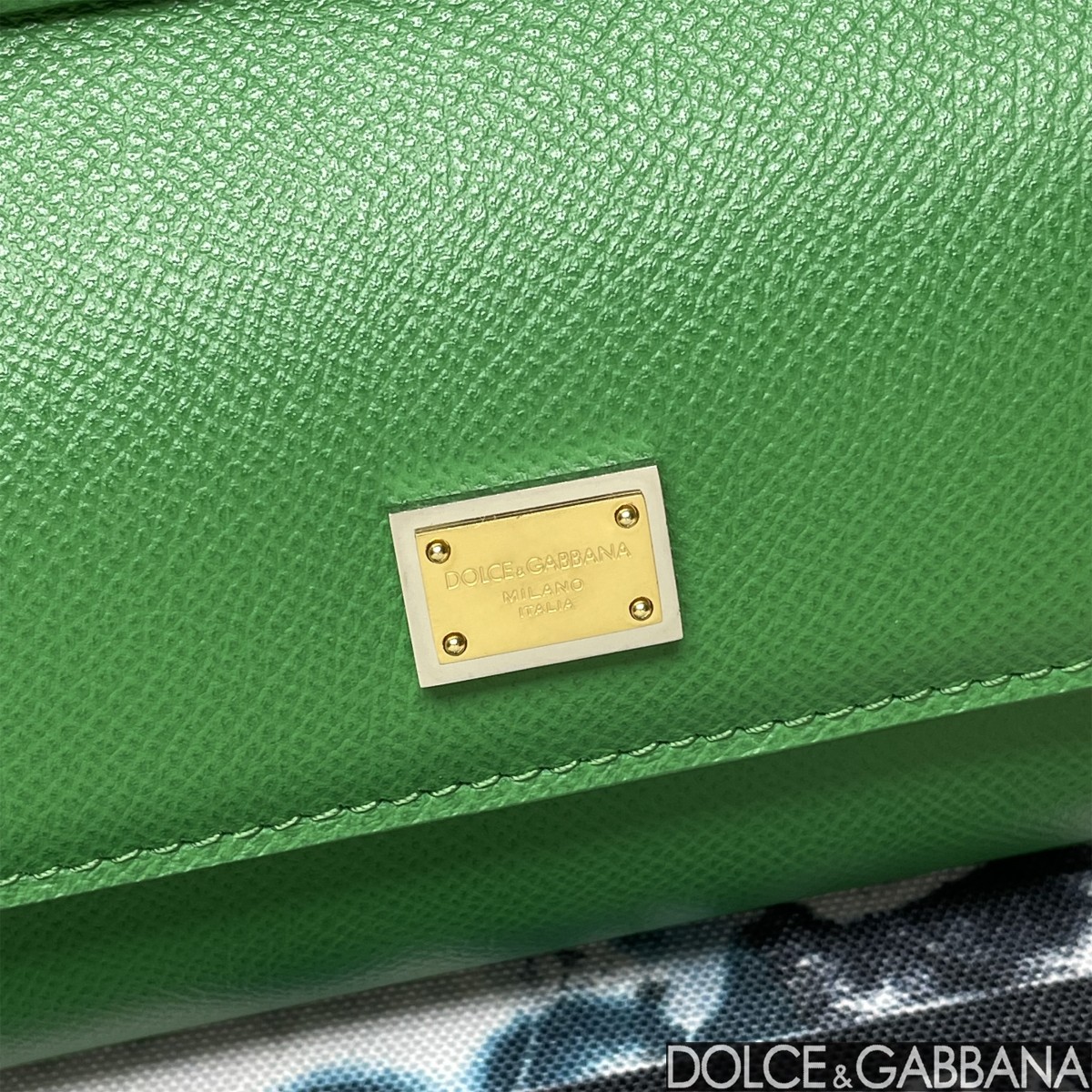 Bagsaaa Dolce & Gabbana Small Sicily handbag green - 19cm