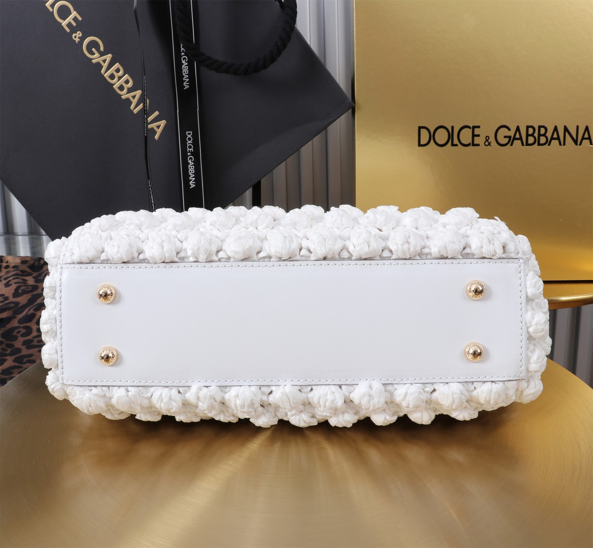 Bagsaaa Dolce & Gabbana White Raffia and Leather Medium Miss Sicily Top Handle Bag - 25cm