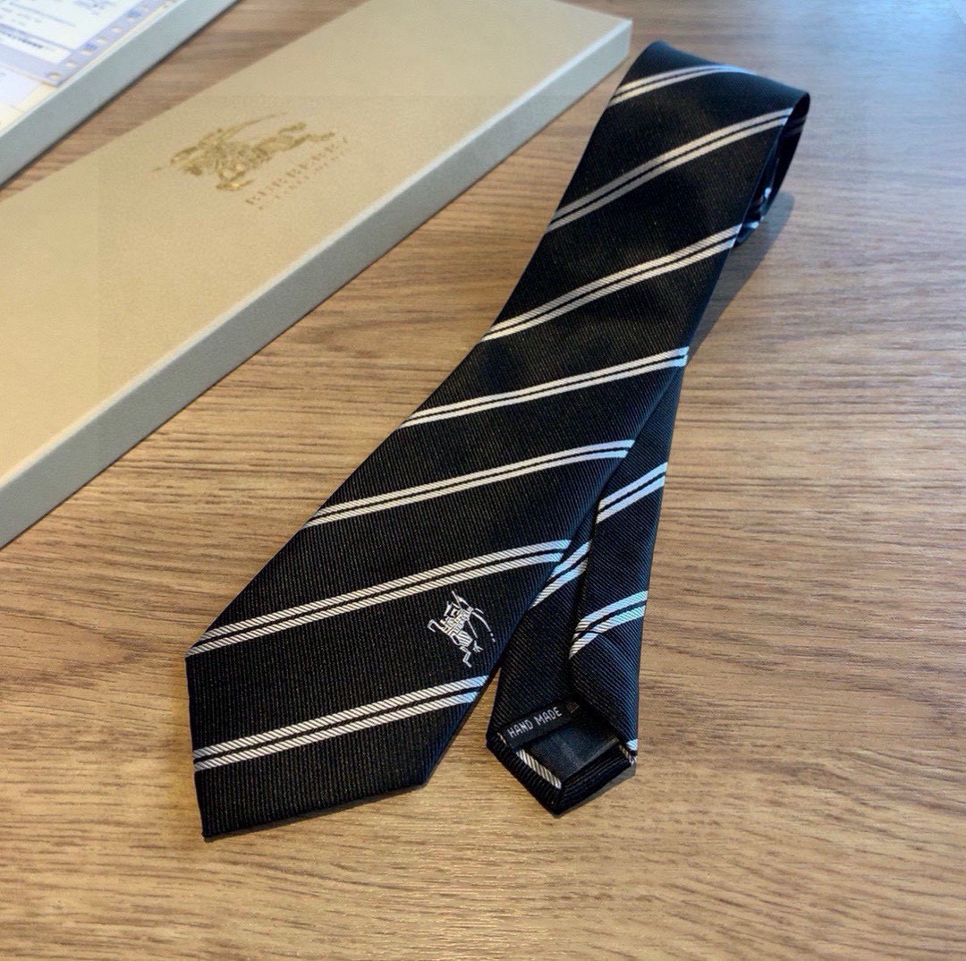 Bagsaaa Bv*b*rry Tie