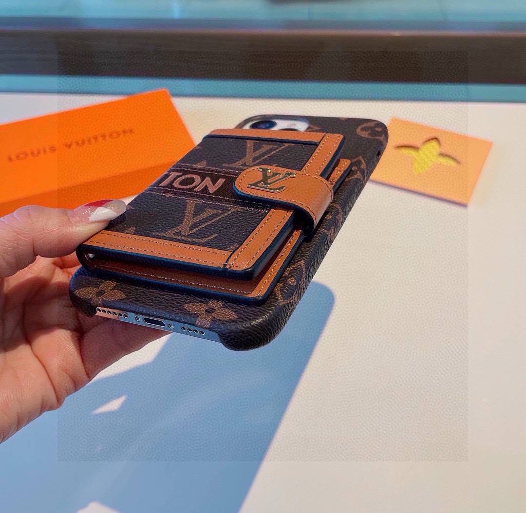 Bagsaaa LV Phonecase 01