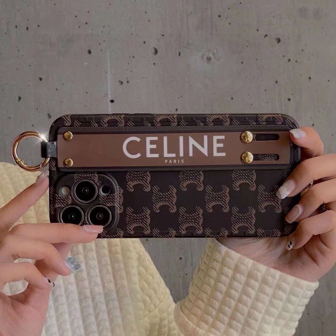 Bagsaaa Ce1i*e Phonecase 01