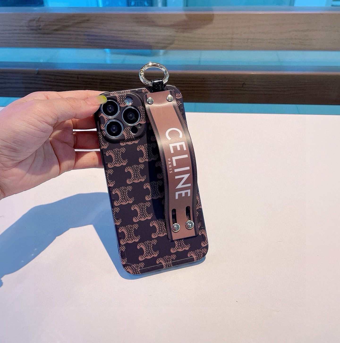 Bagsaaa Ce1i*e Phonecase 01