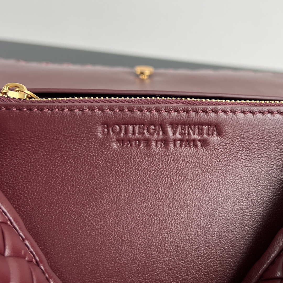 Bagsaaa B0tt*ga Ven*ta Patti Shoulder Bag 776783 red - 26cm