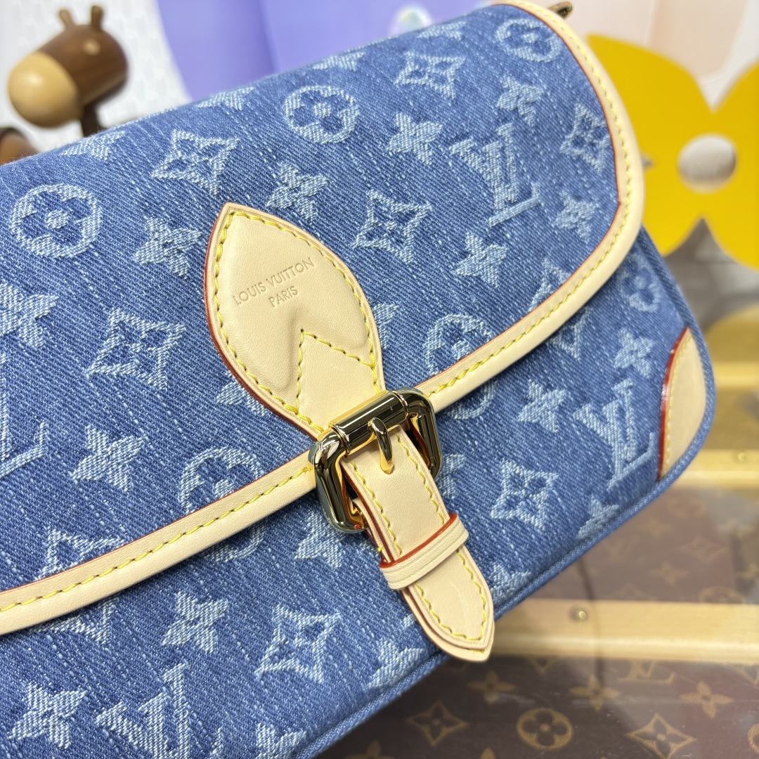 Bagsaaa LV M13070 Diane handbag Denim Blue - 24cm