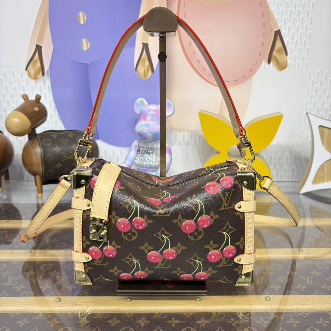 Bagsaaa M14278 LV x TM Side Trunk MM Monogram cherry - 23.5cm