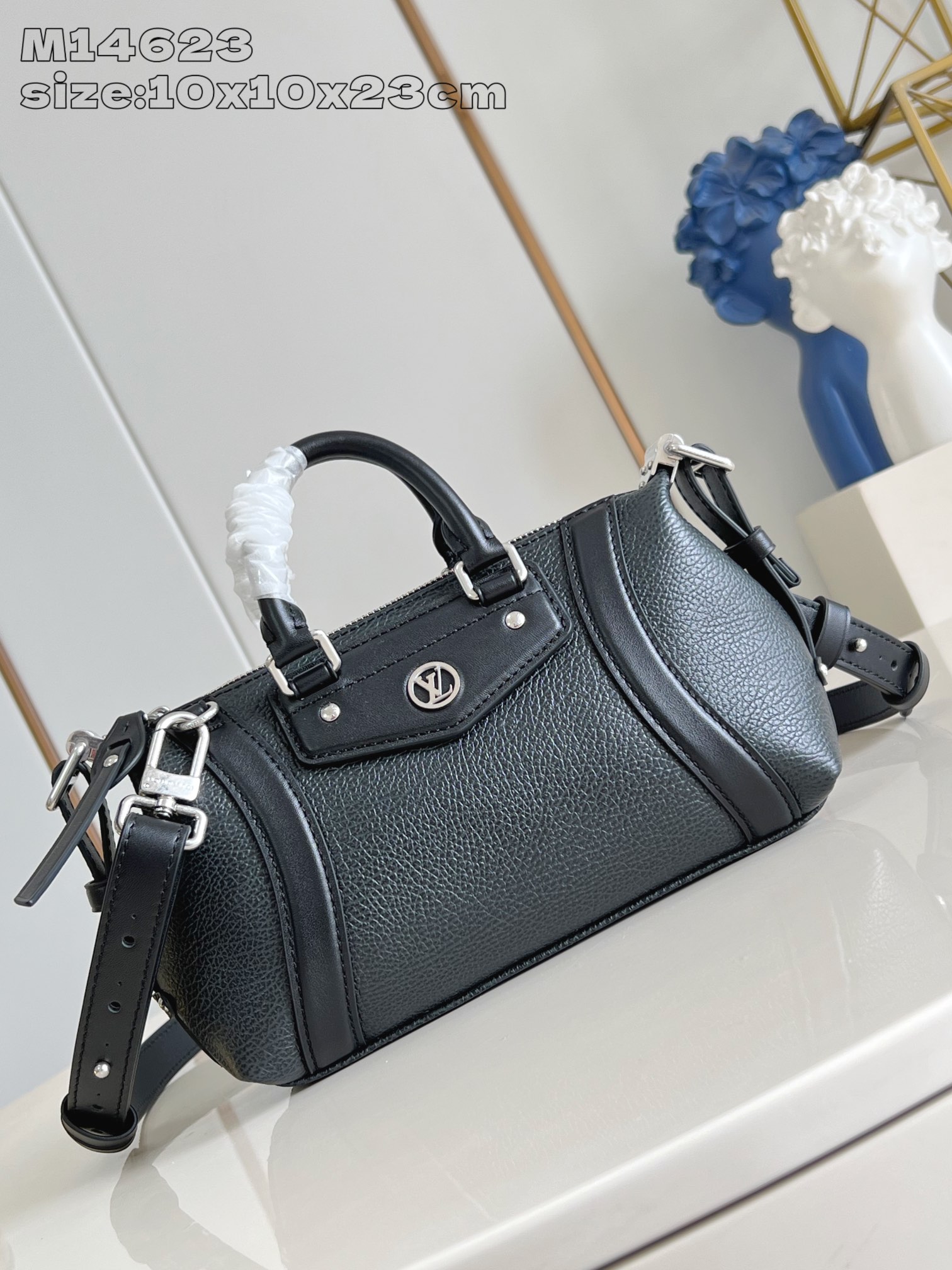 Bagsaaa M14623 SS25 Collection Nano LV Biker Black - 23 x 10 x 10 cm