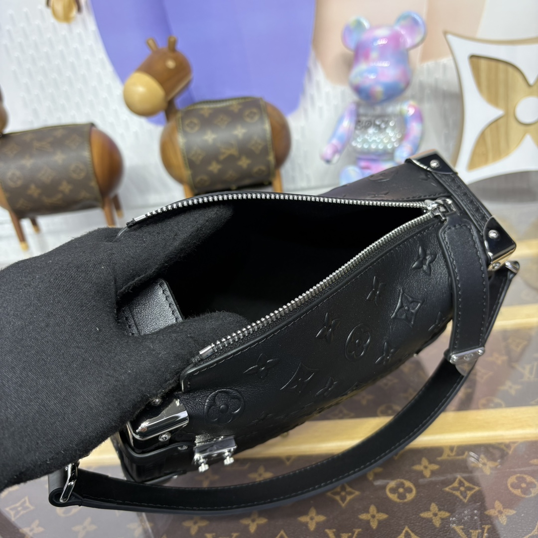 Bagsaaa LV M14572 SS25 Collection Side Trunk MM Black - 23.5cm