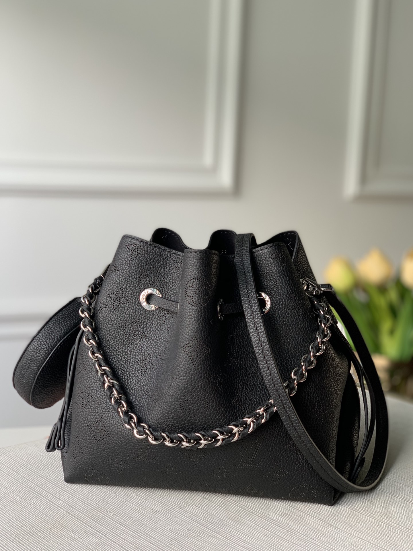 Bagsaaa LV M57070 Bella Bag Black - 22cm