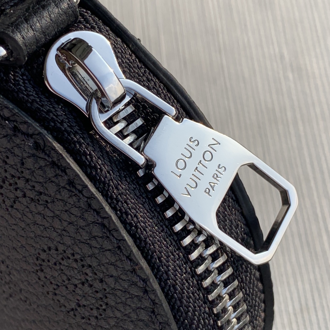 Bagsaaa LV M57070 Bella Bag Black - 22cm