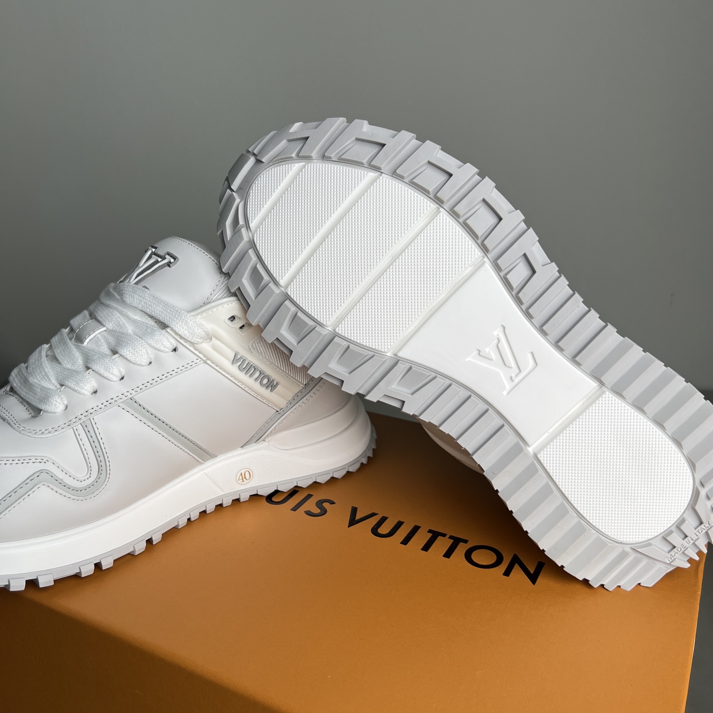 Bagsaaa LV Run Away Maxi Sneaker White