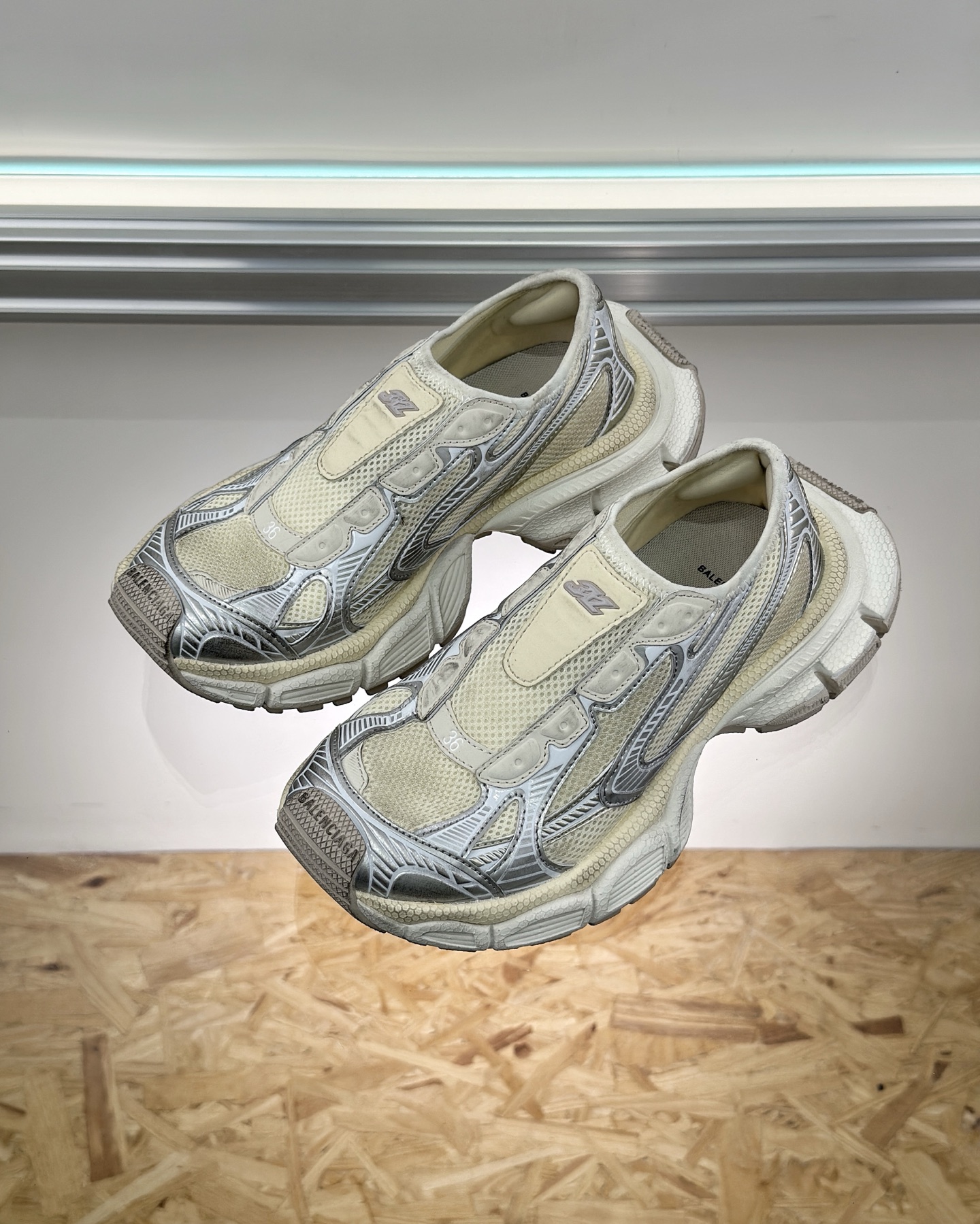 Bagsaaa Ba1en*iaga 3xl Slip-on Sneaker in Gray