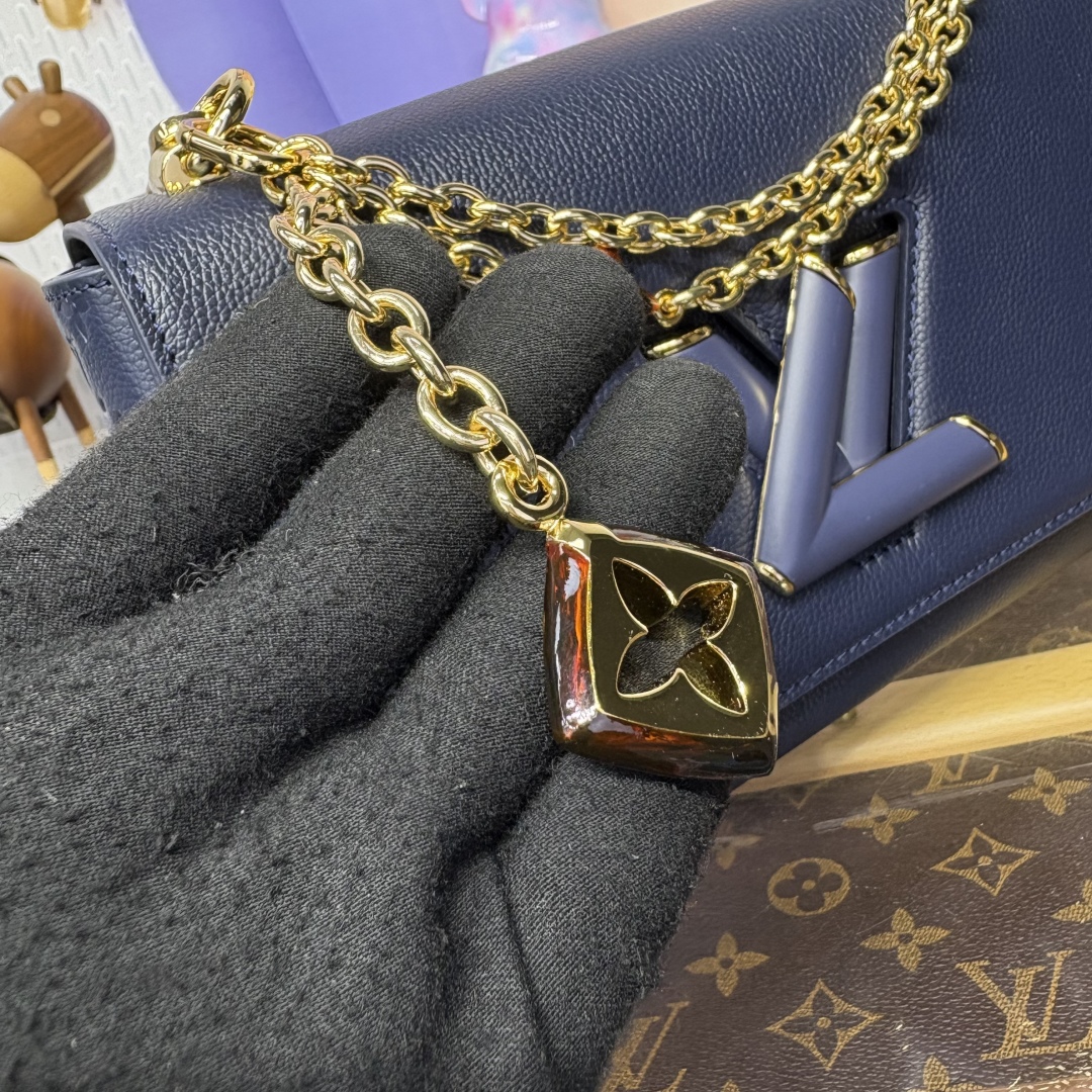Bagsaaaa LV M14342 Twist MM Slim Navy - 23cm