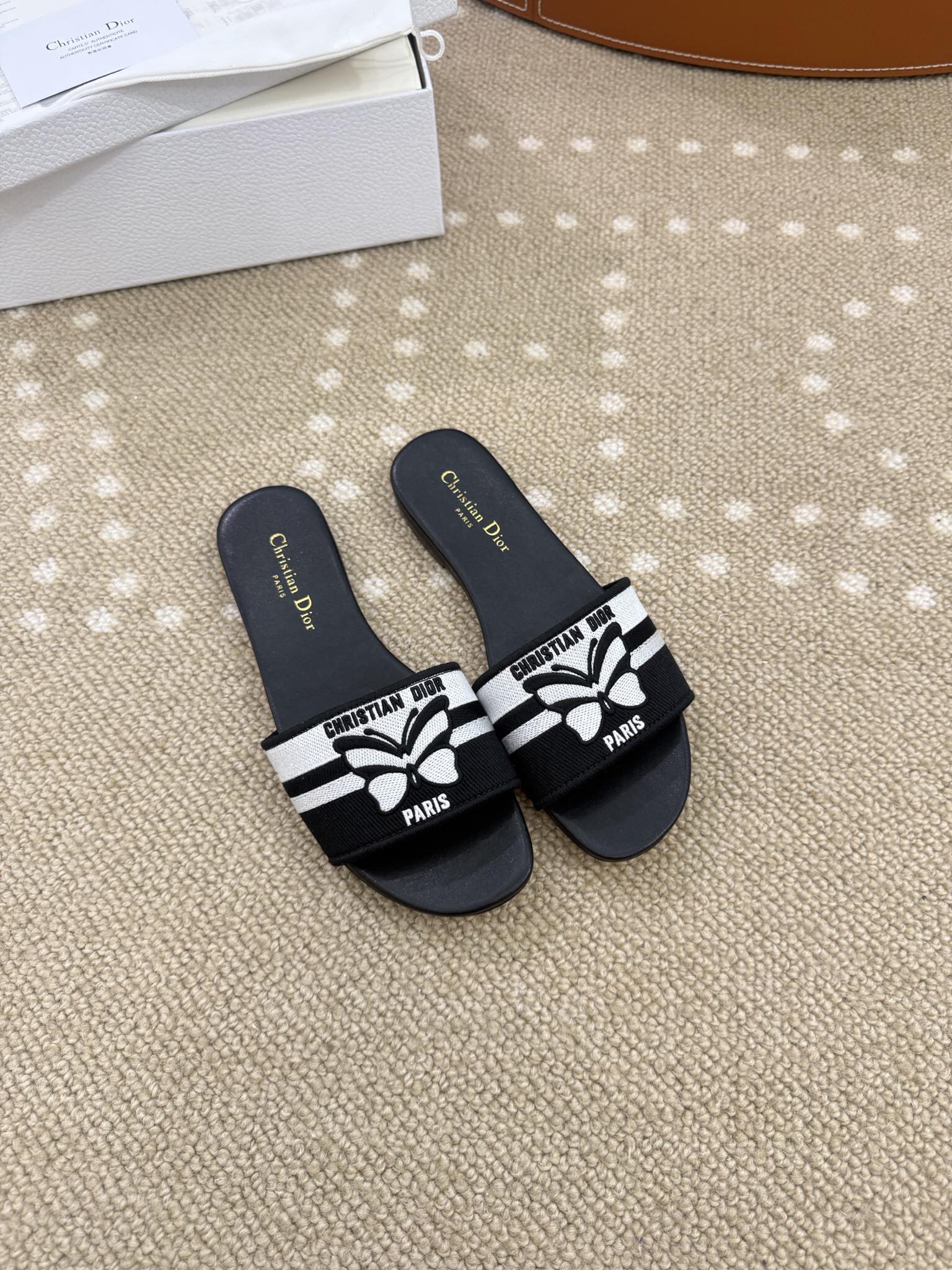 Bagsaaa Dway Slide Black and White Cotton Embroidered with Chr1st1an D10r Papillon Motif
