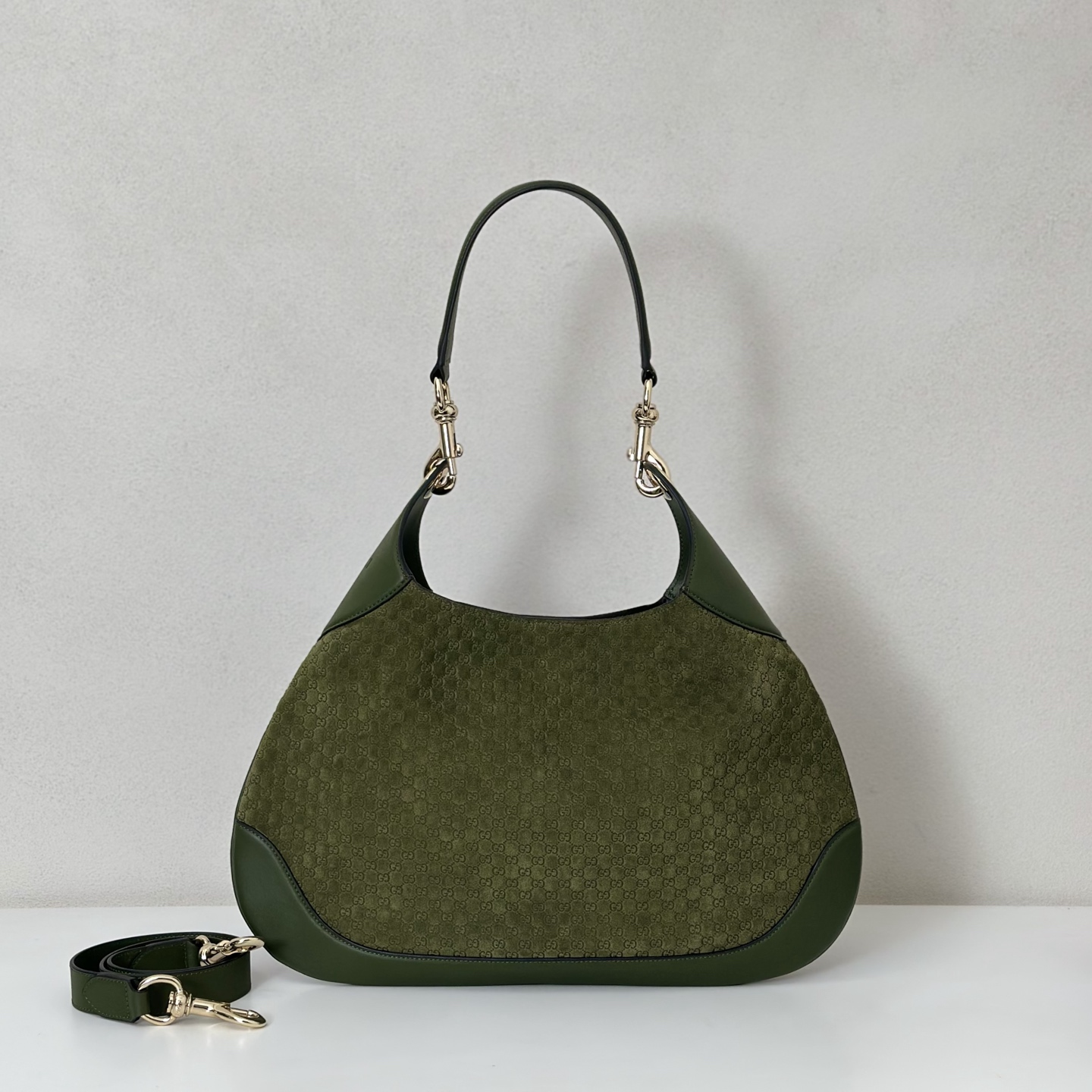 Bagsaaa Gvc*1 B medium shoulder bag 834981 green suede - 42cm