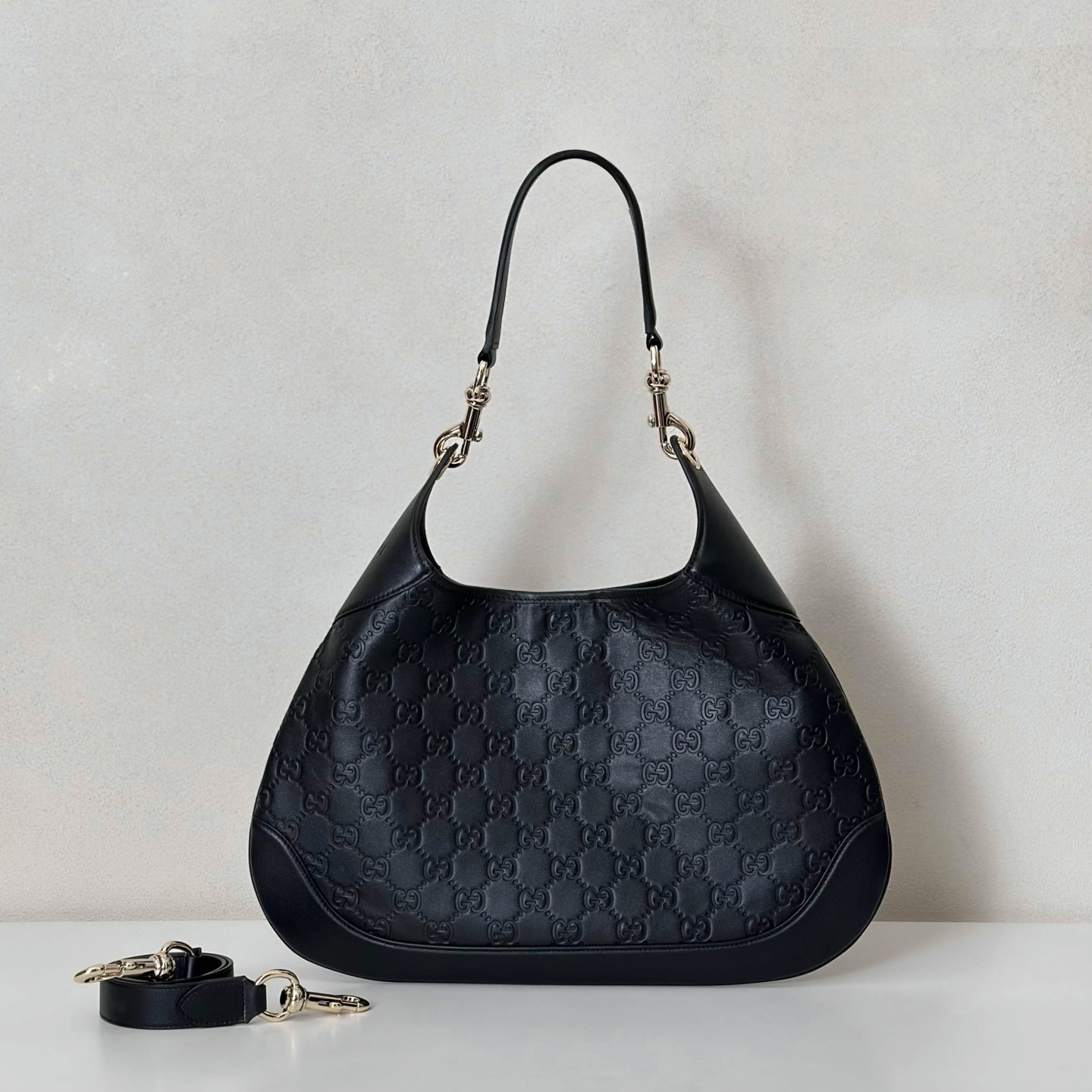 Bagsaaa Gvc*1 B medium shoulder bag 834981 black - 42cm
