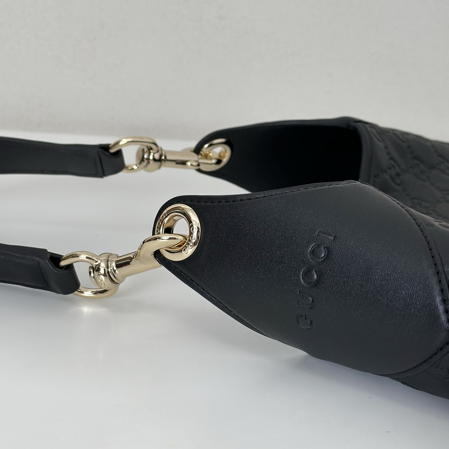 Bagsaaa Gvc*1 B medium shoulder bag 834981 black - 42cm