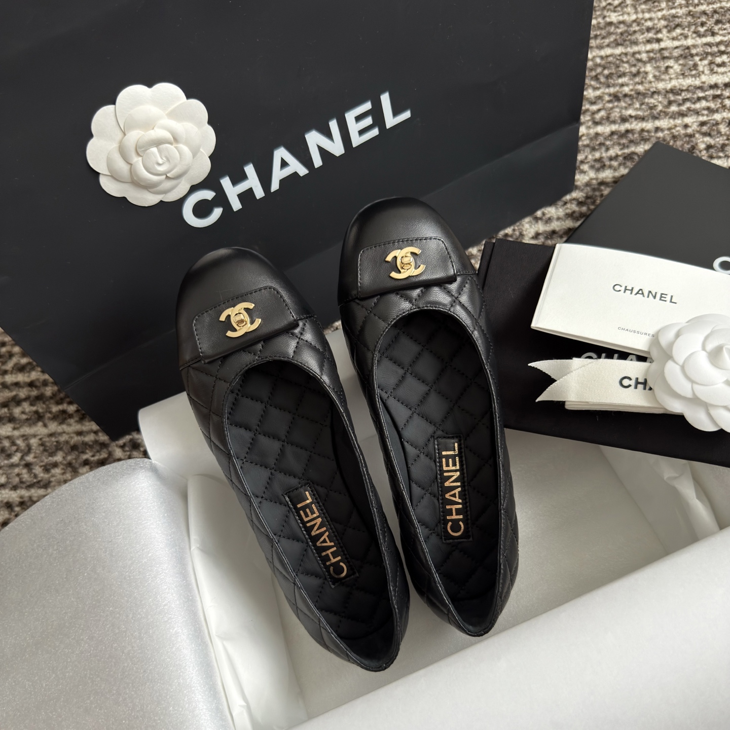 Bagsaaa Ch**el Ballerina Flats Black
