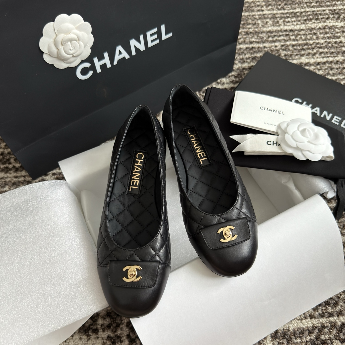 Bagsaaa Ch**el Ballerina Flats Black