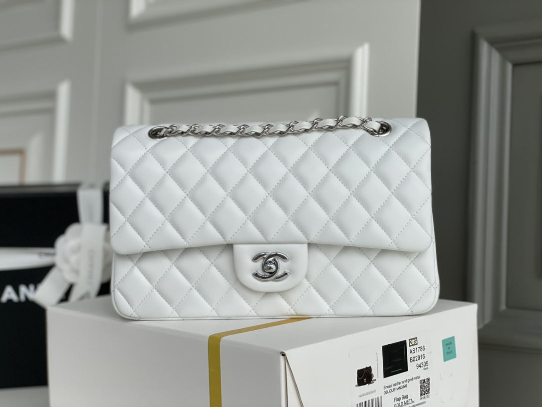 Bagsaaa Ch**el Flap Bag White Lambskin Silver Hardware - 25cm