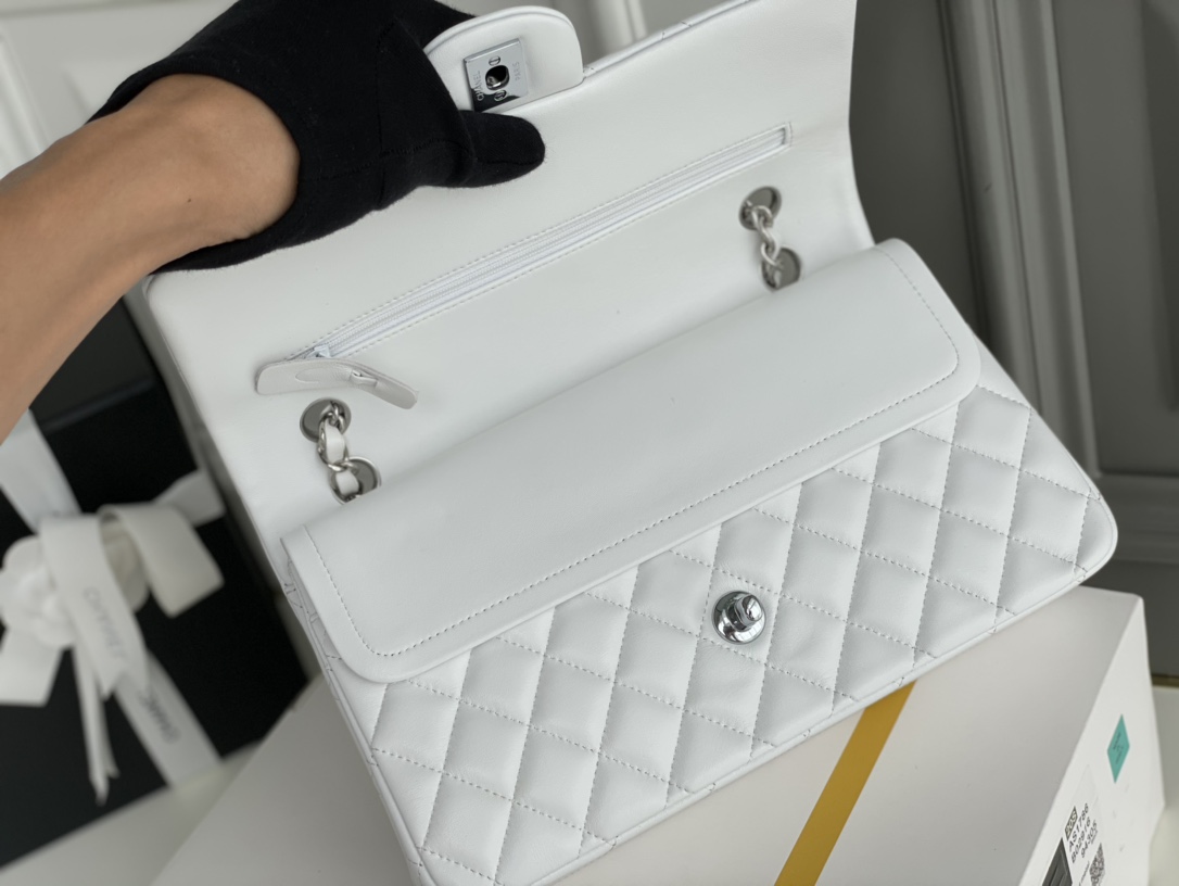 Bagsaaa Ch**el Flap Bag White Lambskin Silver Hardware - 25cm
