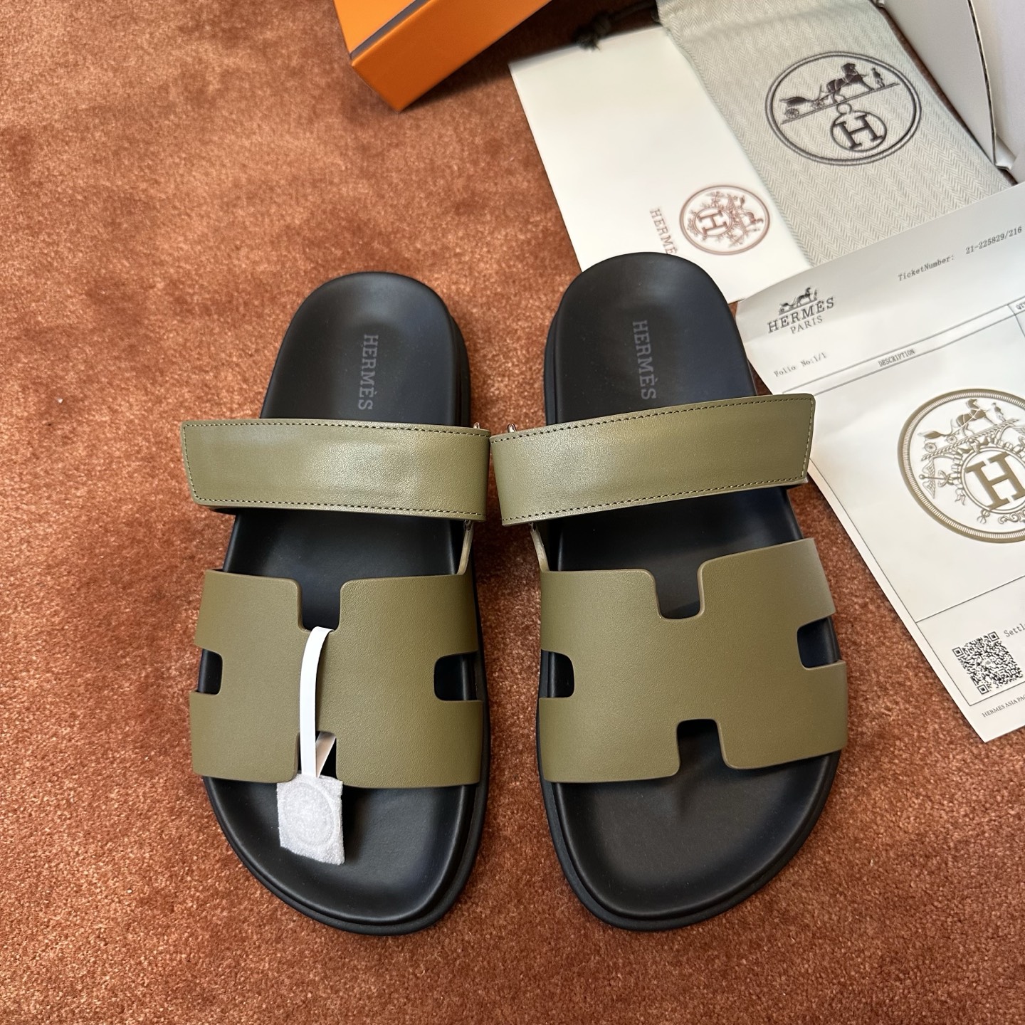 Bagsaaa H**me5 Chypre sandal olive green
