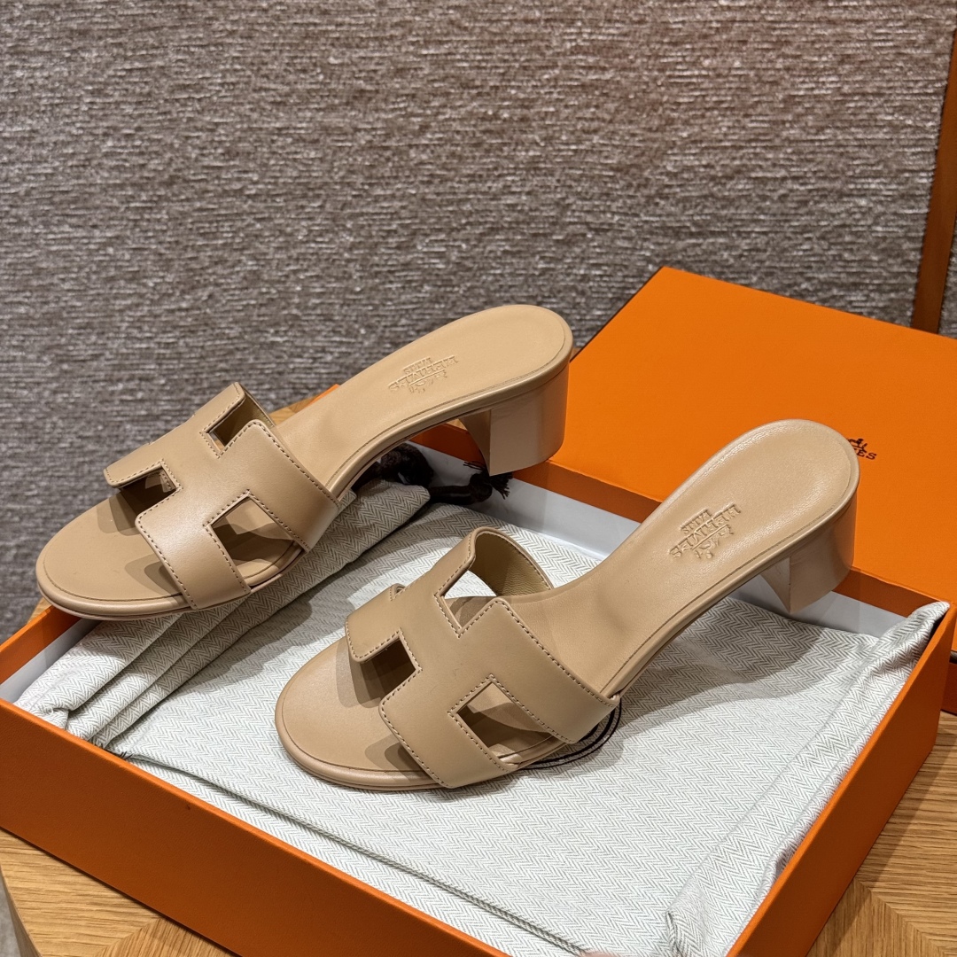 Bagsaaa H**me5 Oasis sandal beige