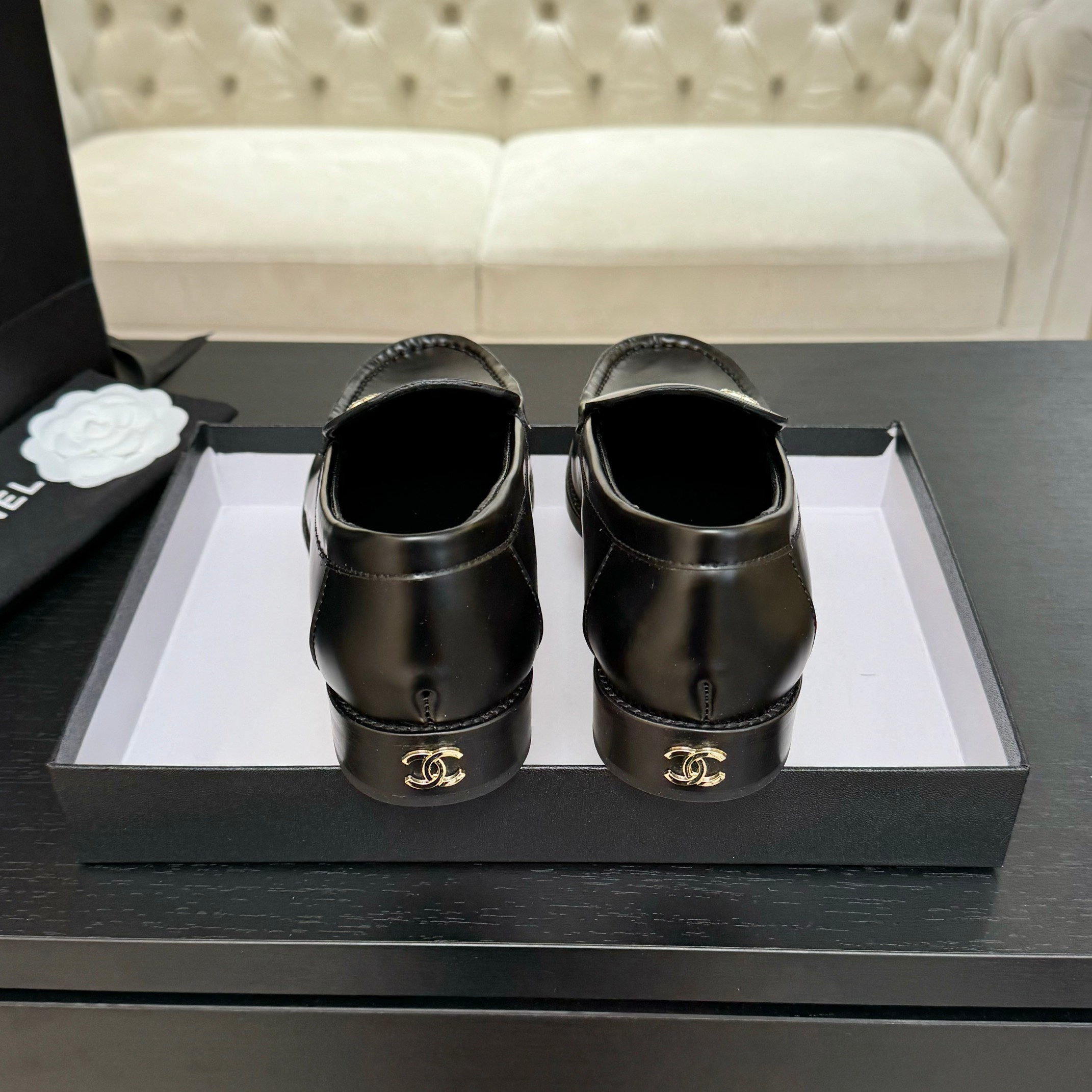 Bagsaaa Ch**el Moccasins G45615 Black