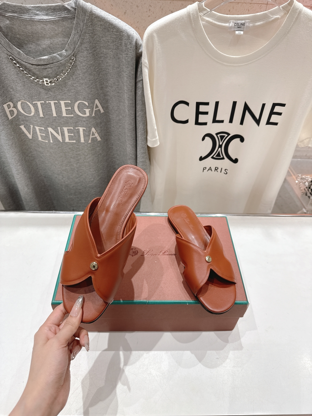 Bagsaaa L0r0 P1ana Vera Sandal Brown