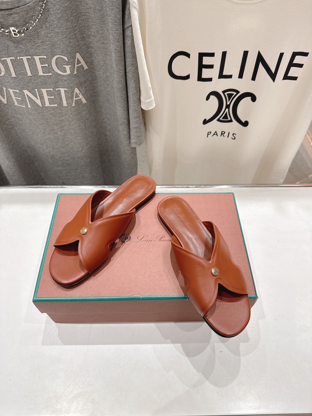 Bagsaaa L0r0 P1ana Vera Sandal Brown