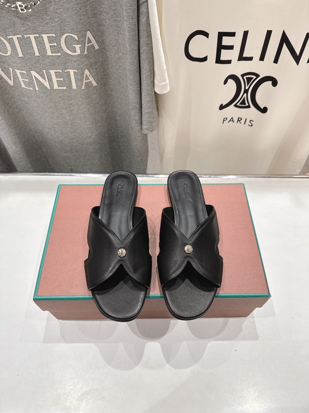 Bagsaaa L0r0 P1ana Vera Sandal Black