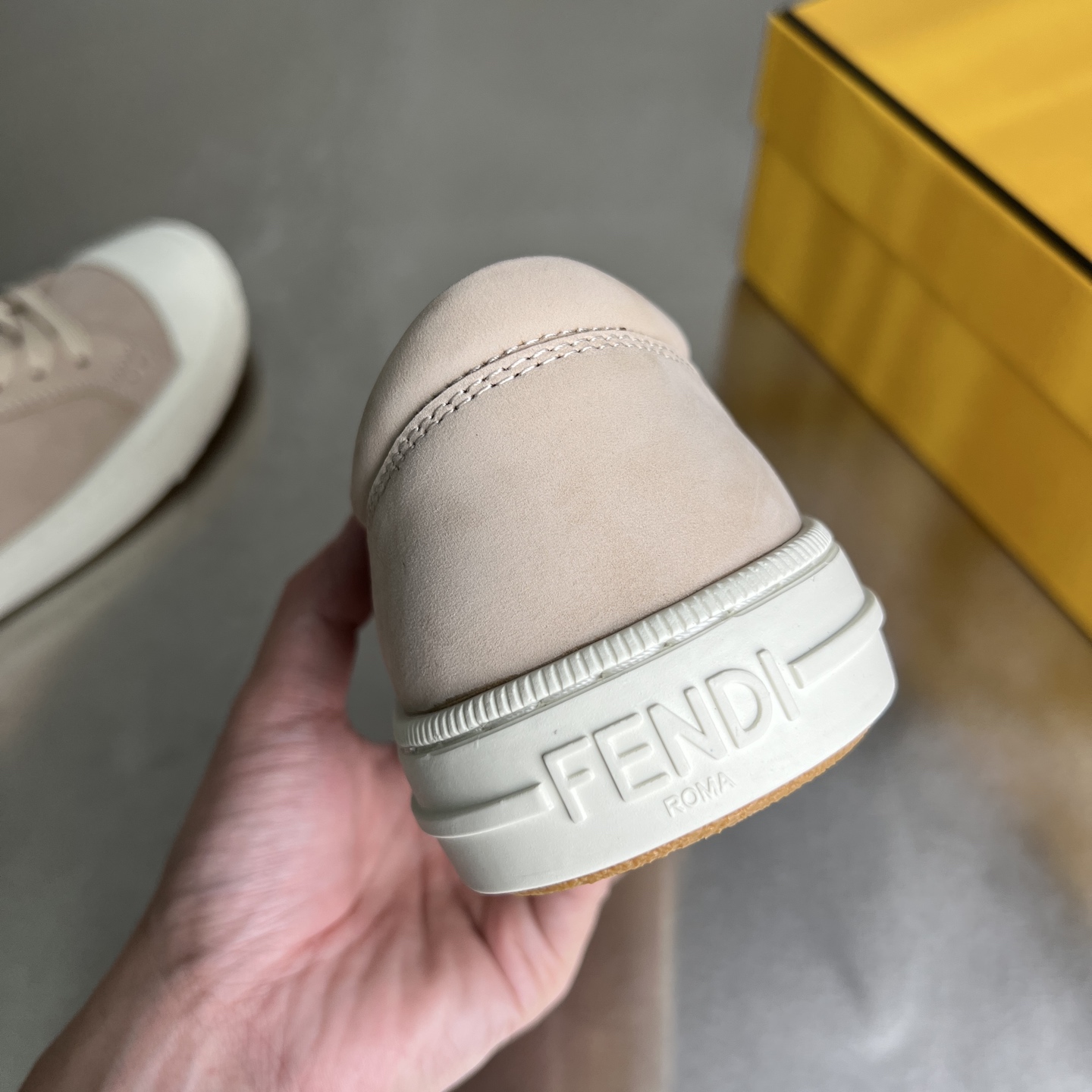 Bagsaaa F**di Domino sneakers Beige nubuck leather low-tops
