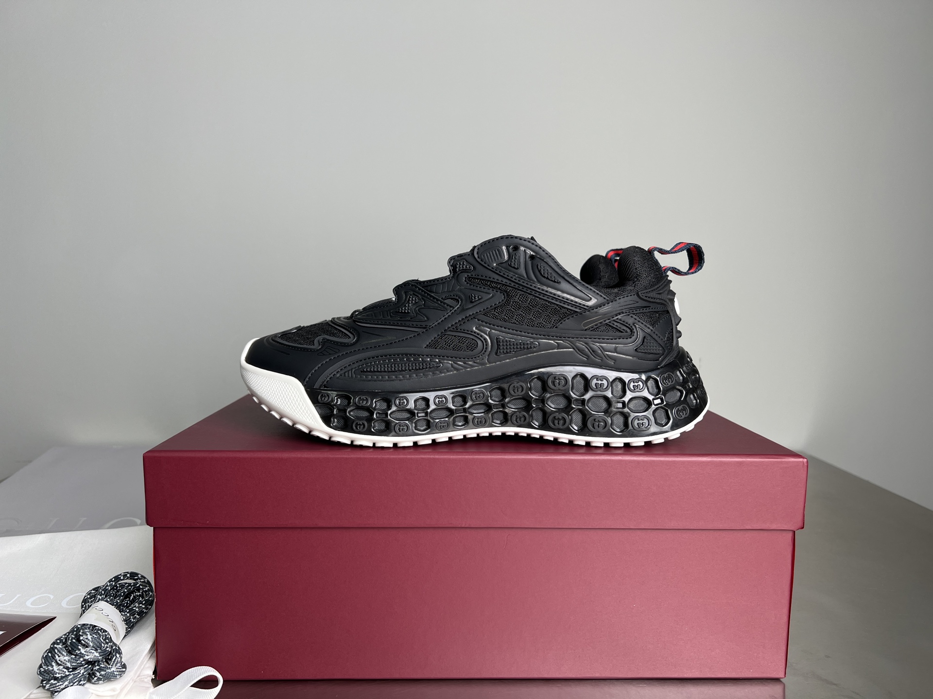 Bagsaaa Gvc*1 cub3d trainer black
