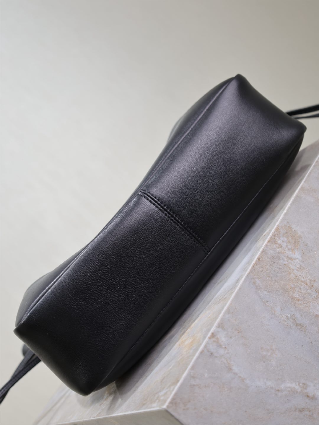 Bagsaaa Y51 jamie shopping small in lambskin 833948 black - 29cm