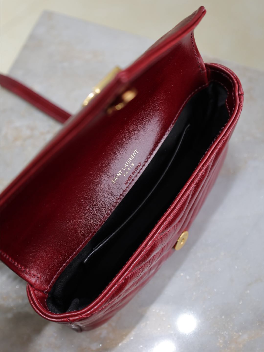 Bagsaaa Y51 College mini chain bag in shiny leather 779430 red - 20cm