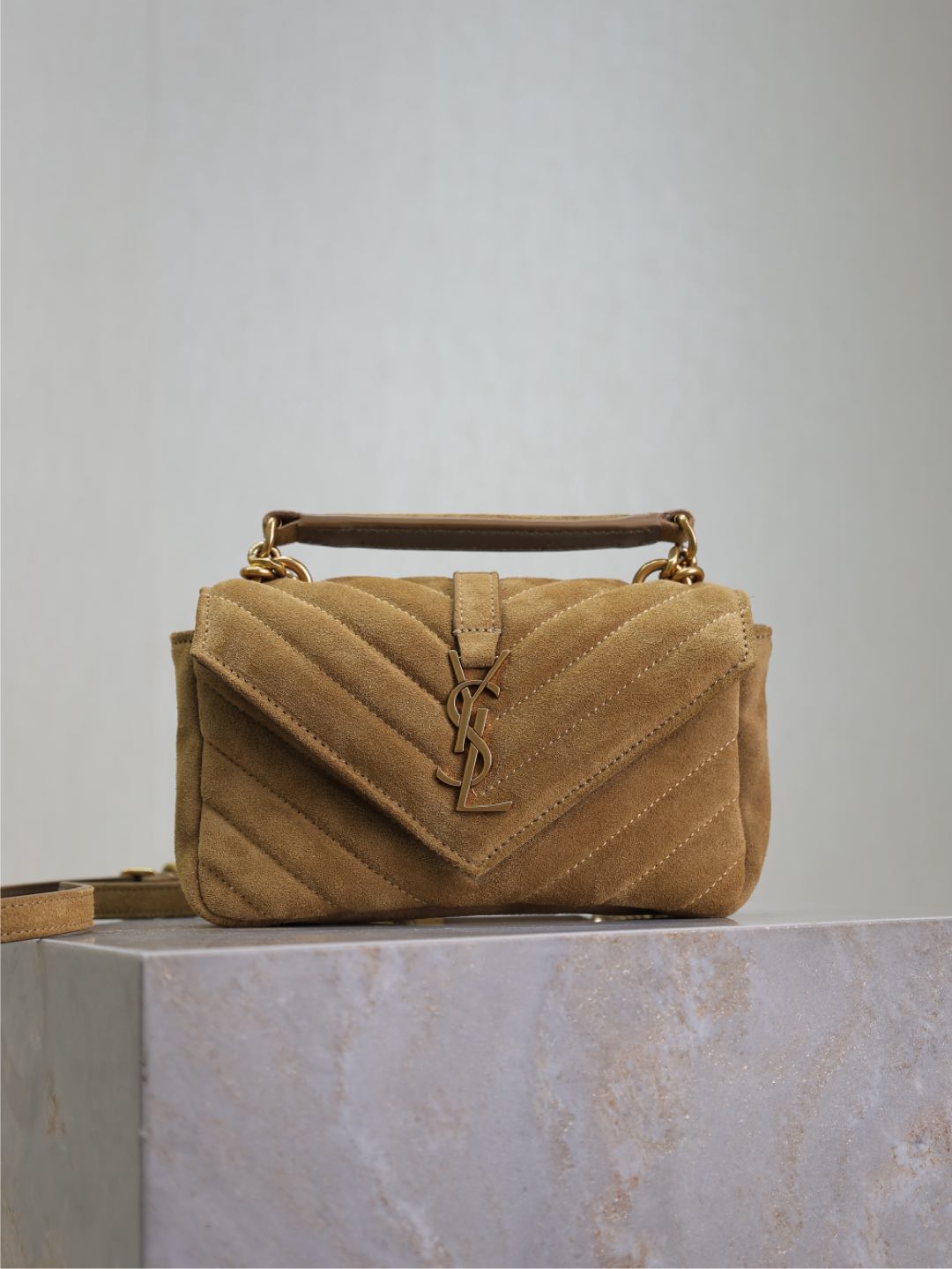 Bagsaaa Y51 College mini chain bag in beige sude 779430 - 20 x 13 x 3 CM