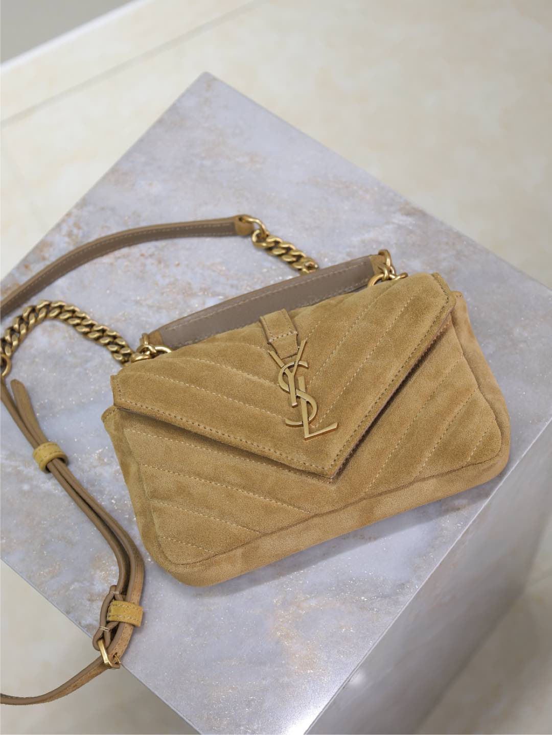 Bagsaaa Y51 College mini chain bag in beige sude 779430 - 20 x 13 x 3 CM