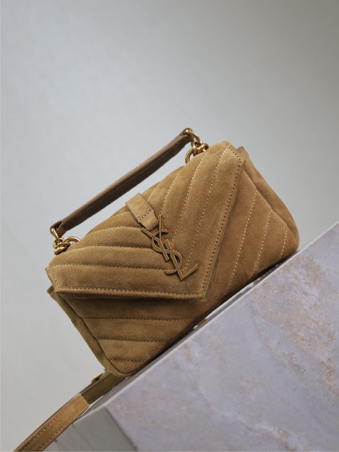 Bagsaaa Y51 College mini chain bag in beige sude 779430 - 20 x 13 x 3 CM