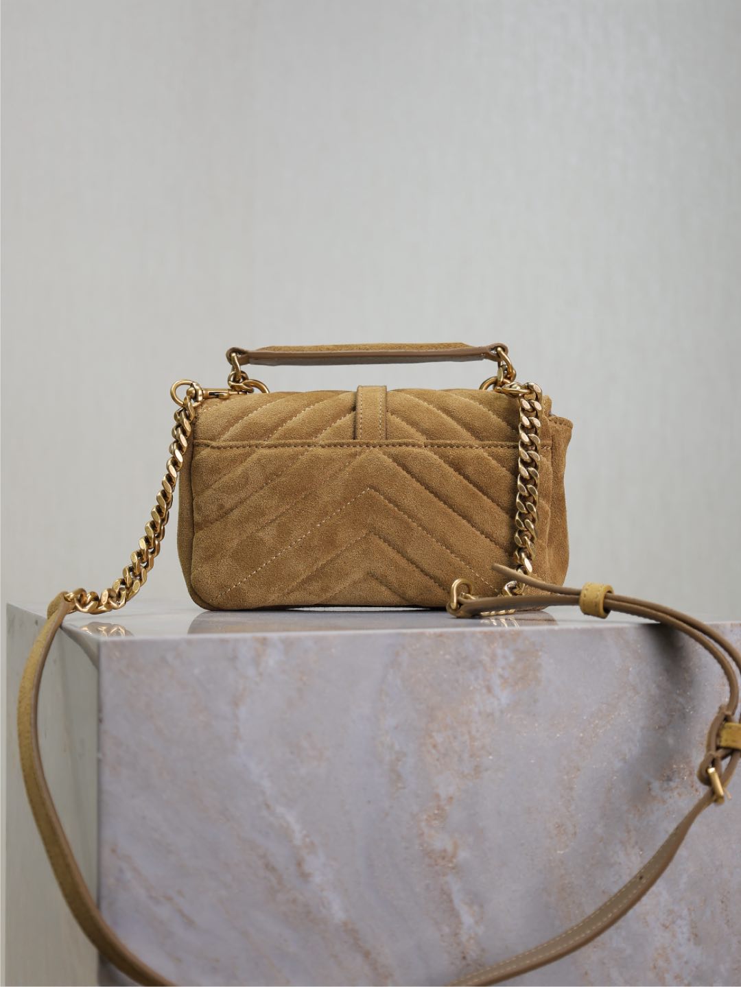 Bagsaaa Y51 College mini chain bag in beige sude 779430 - 20 x 13 x 3 CM