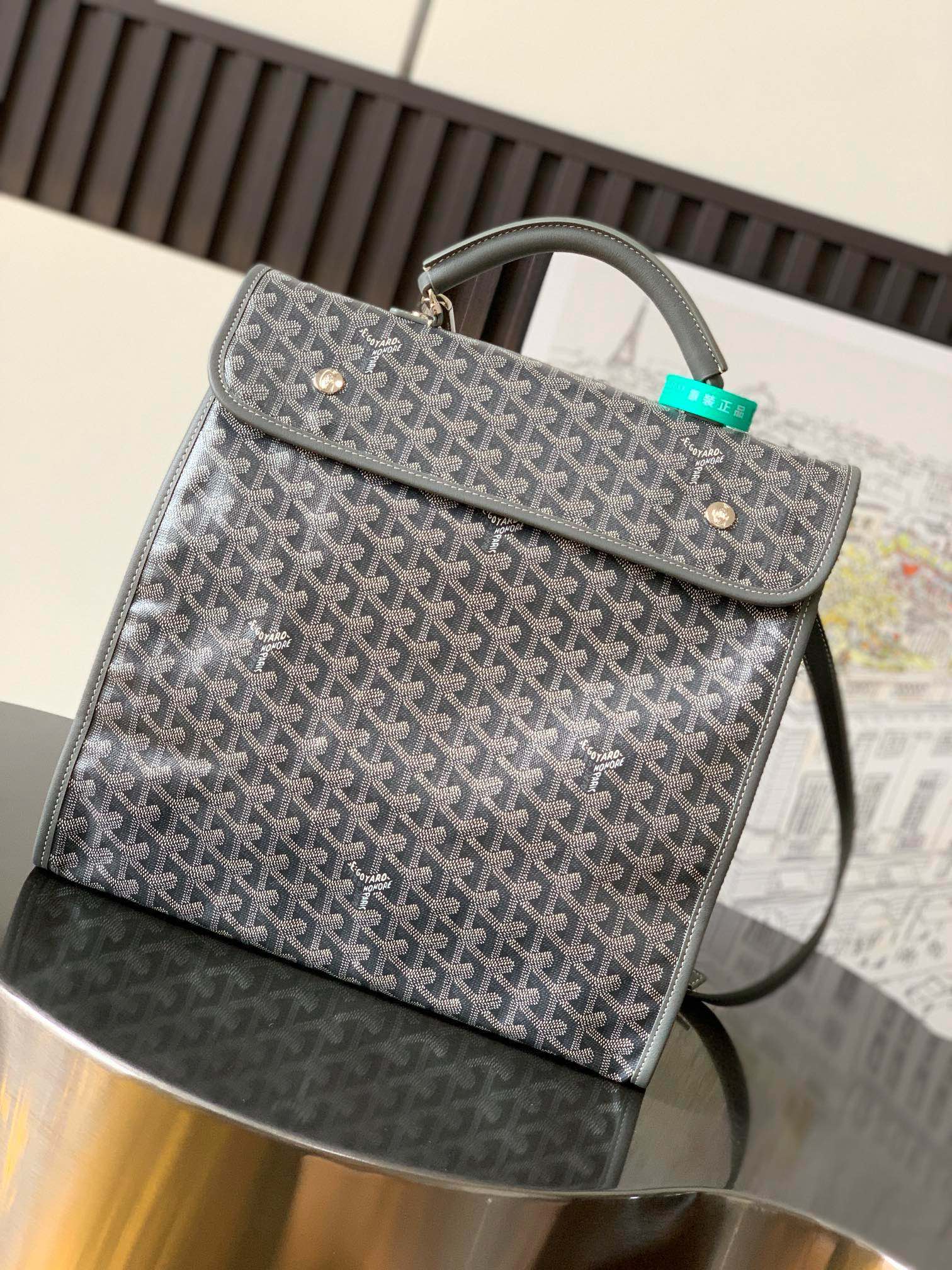 Bagsaaa G09ard Saint Léger Backpack Gray - 37cm