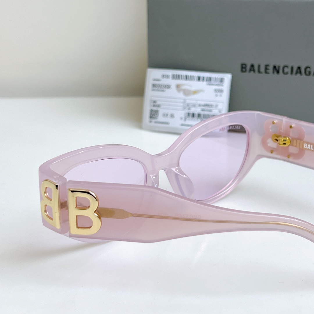 Bagsaaa Ba1en*iaga Bossy Round Af Sunglasses in Light Pink