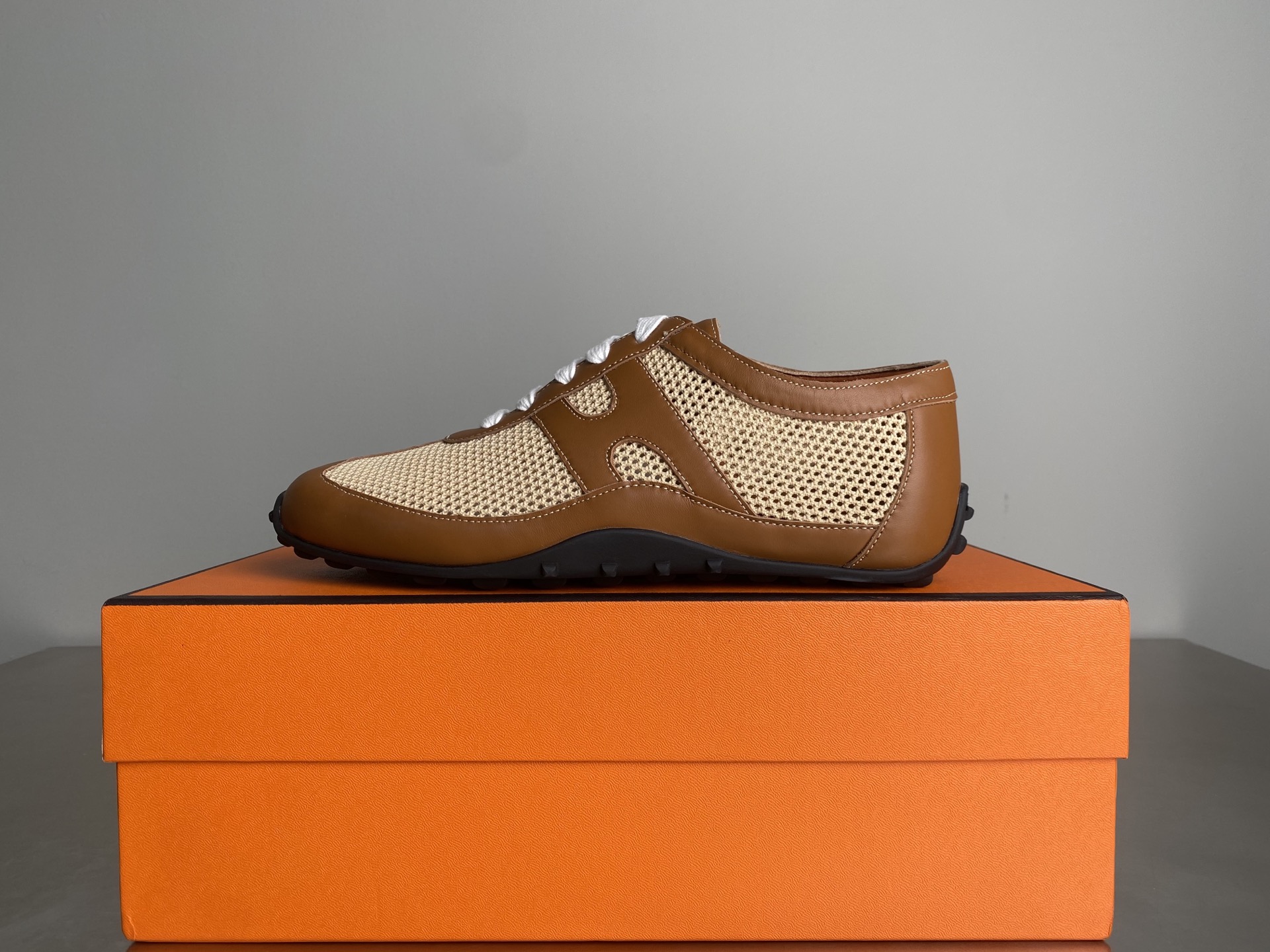 Bagsaaa H**me5 Sneakers Kiga brown & beige