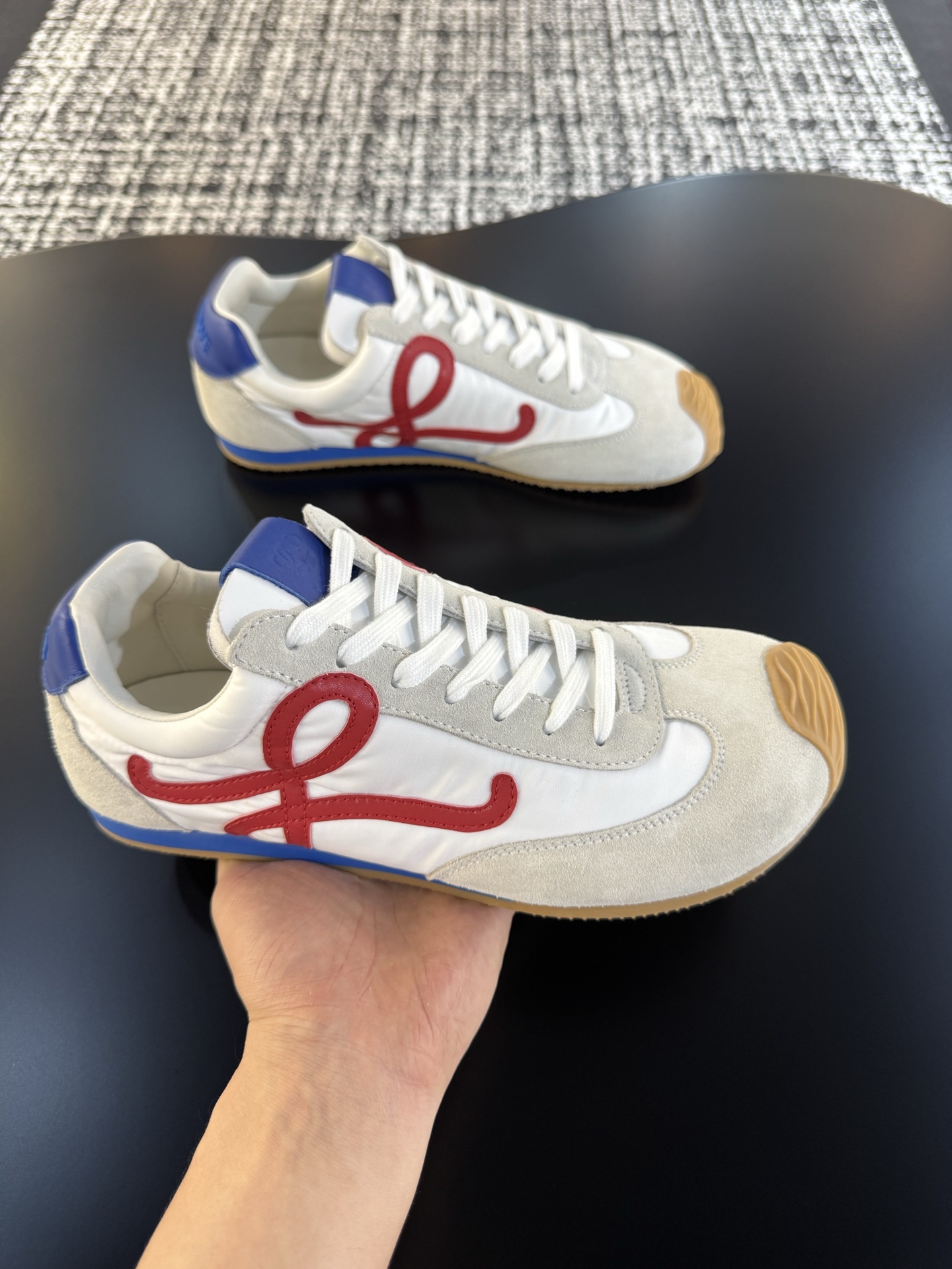Bagsaaa L0ew* Ballet Runner 2.0 in nylon and calfskin white & red