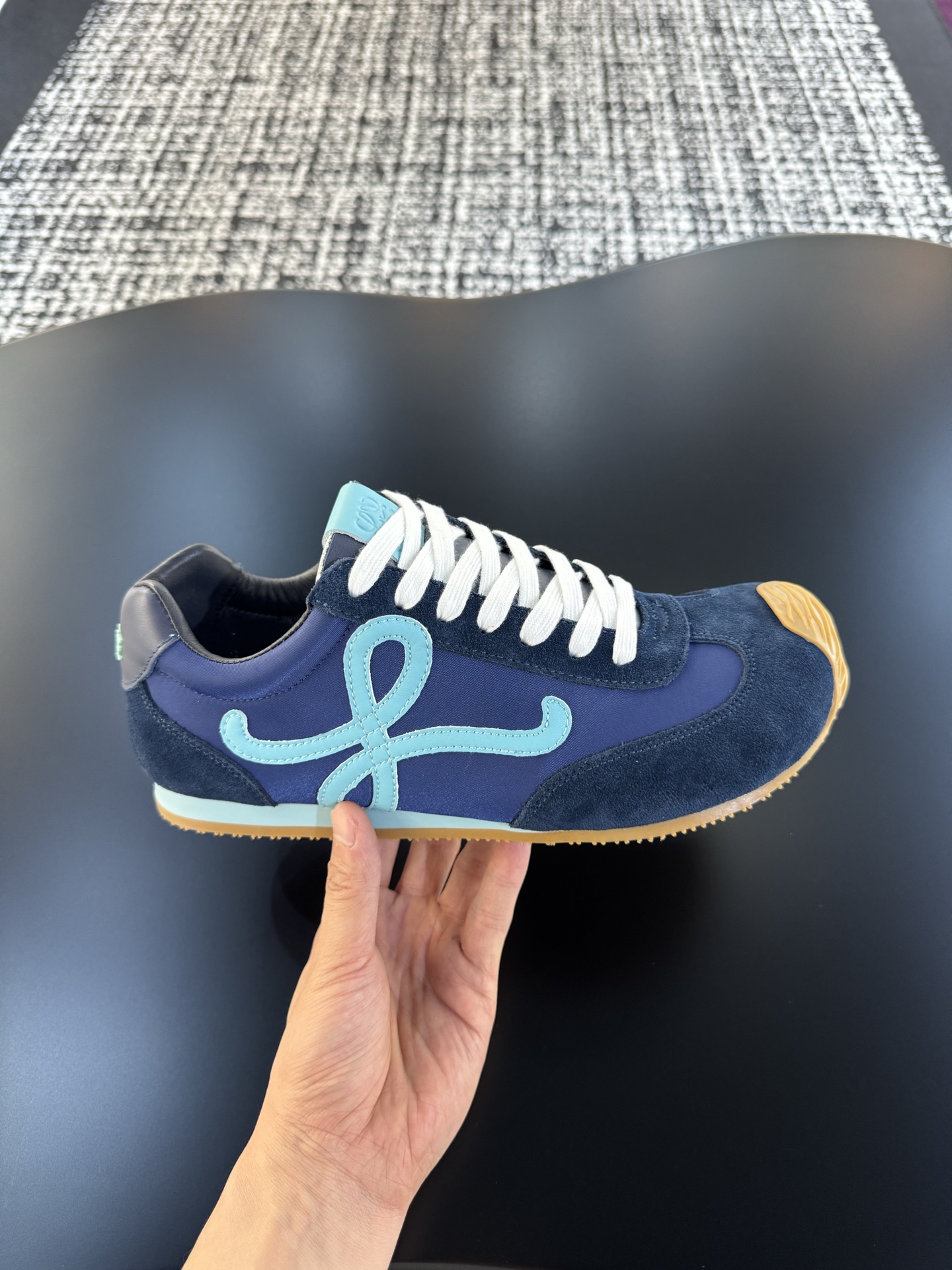 Bagsaaa L0ew* Ballet Runner 2.0 in nylon and calfskin blue