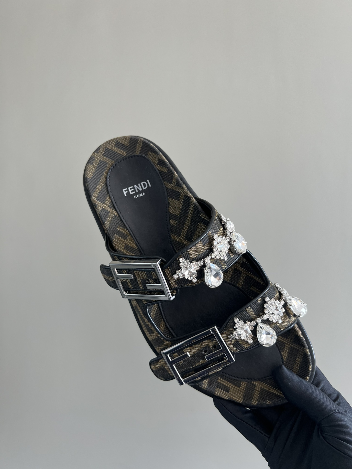 Bagsaaa F**di Crystal Buckle Slides with Logo Print