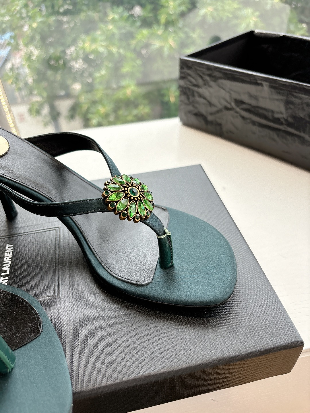 Bagsaaa Y51 Otero crystal-embellished satin mules green 7.5cm