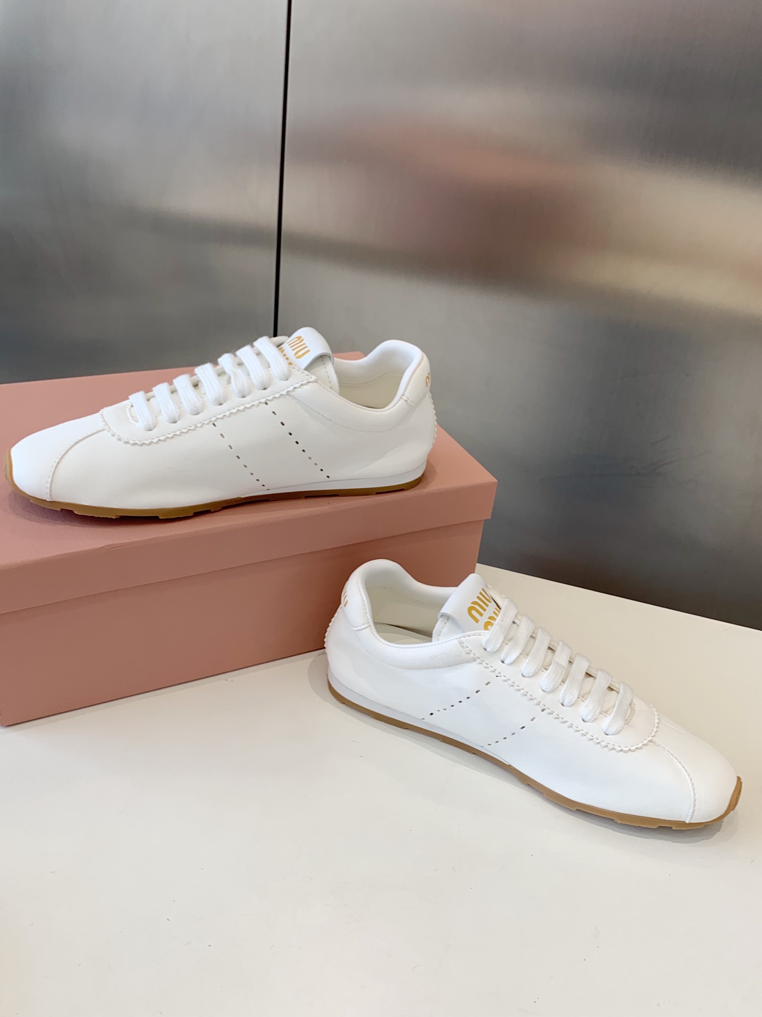 Bagsaaa Miu Miu Plume nappa leather sneakers white